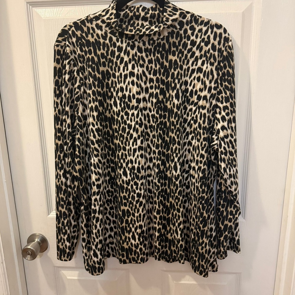 Leopard Animal Print Women's Plus 3X Mock Neck Long Sleeve Stretch Relaxed Top